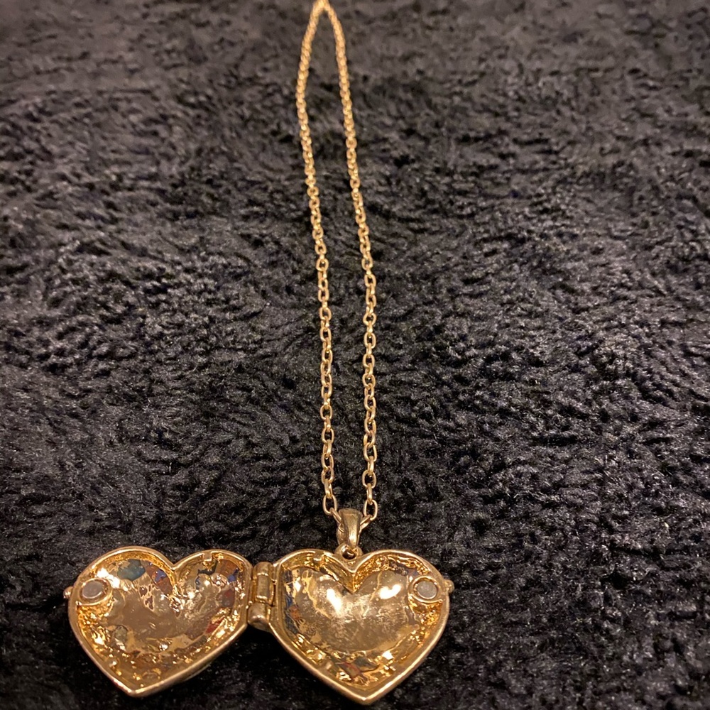 JC PUFFY HEART/CROWN LOCKET